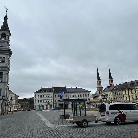 Ein Zimmer Wohnung Am Markt Oelsnitz  Esterno foto