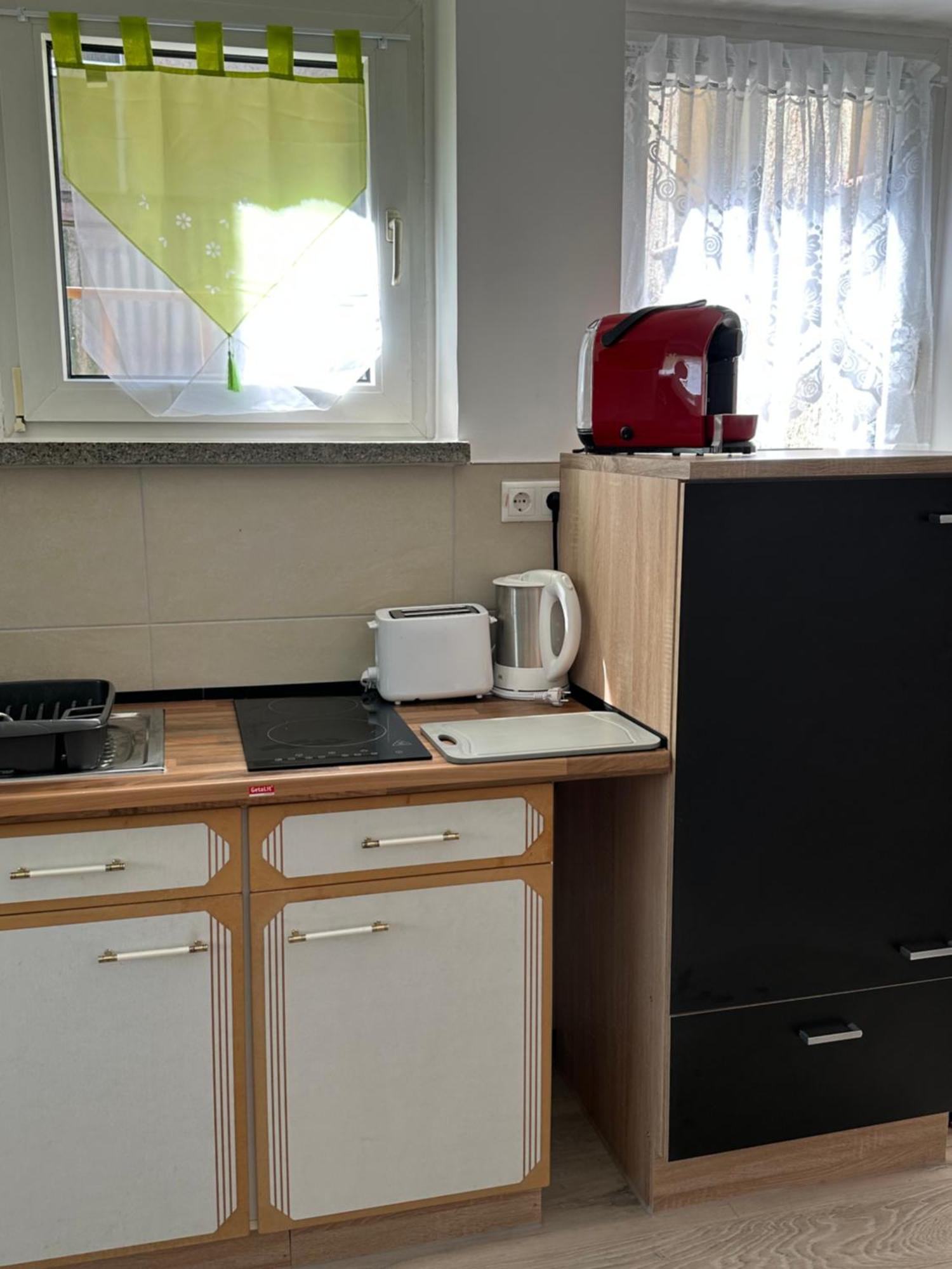 Ein Zimmer Wohnung Am Markt Oelsnitz  Esterno foto
